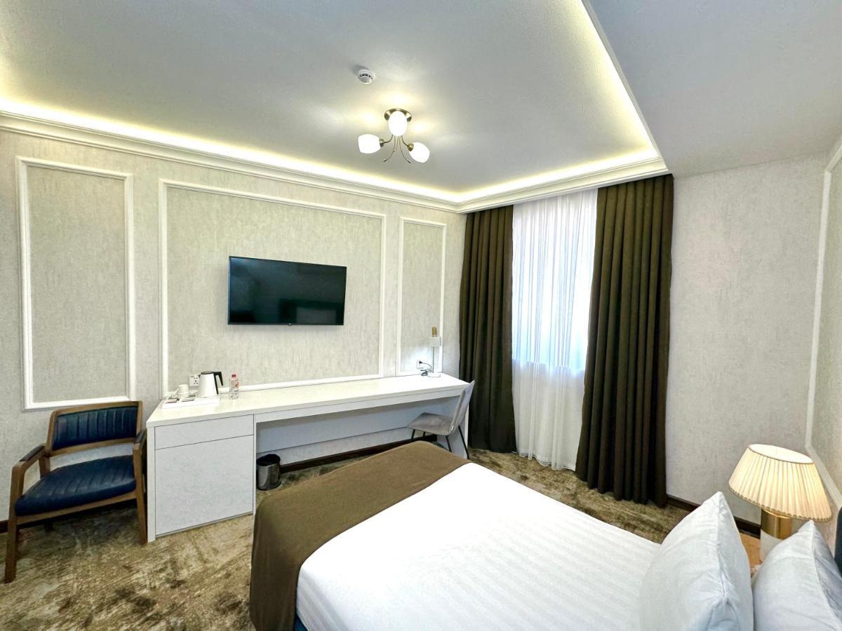 Garnet Hotel Tashkent Exterior foto