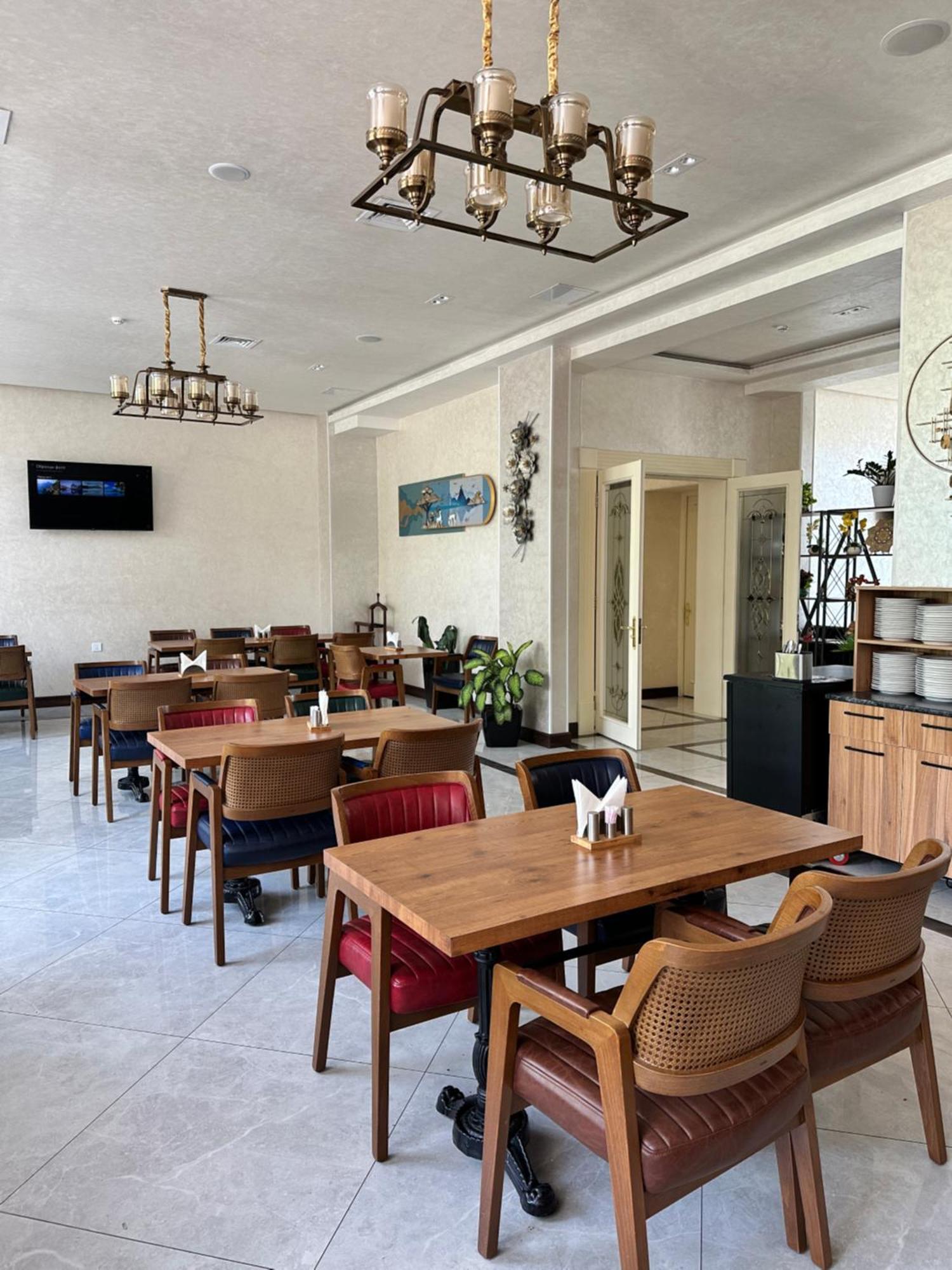 Garnet Hotel Tashkent Exterior foto